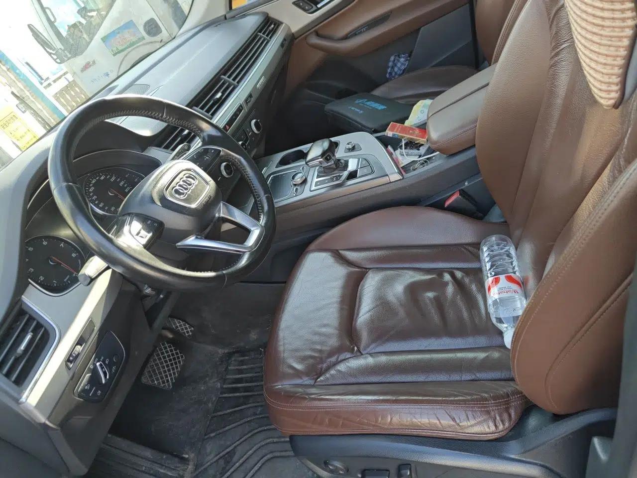 Audi Q7 2016 40 TFSI Comfort Model — миниатюра 15