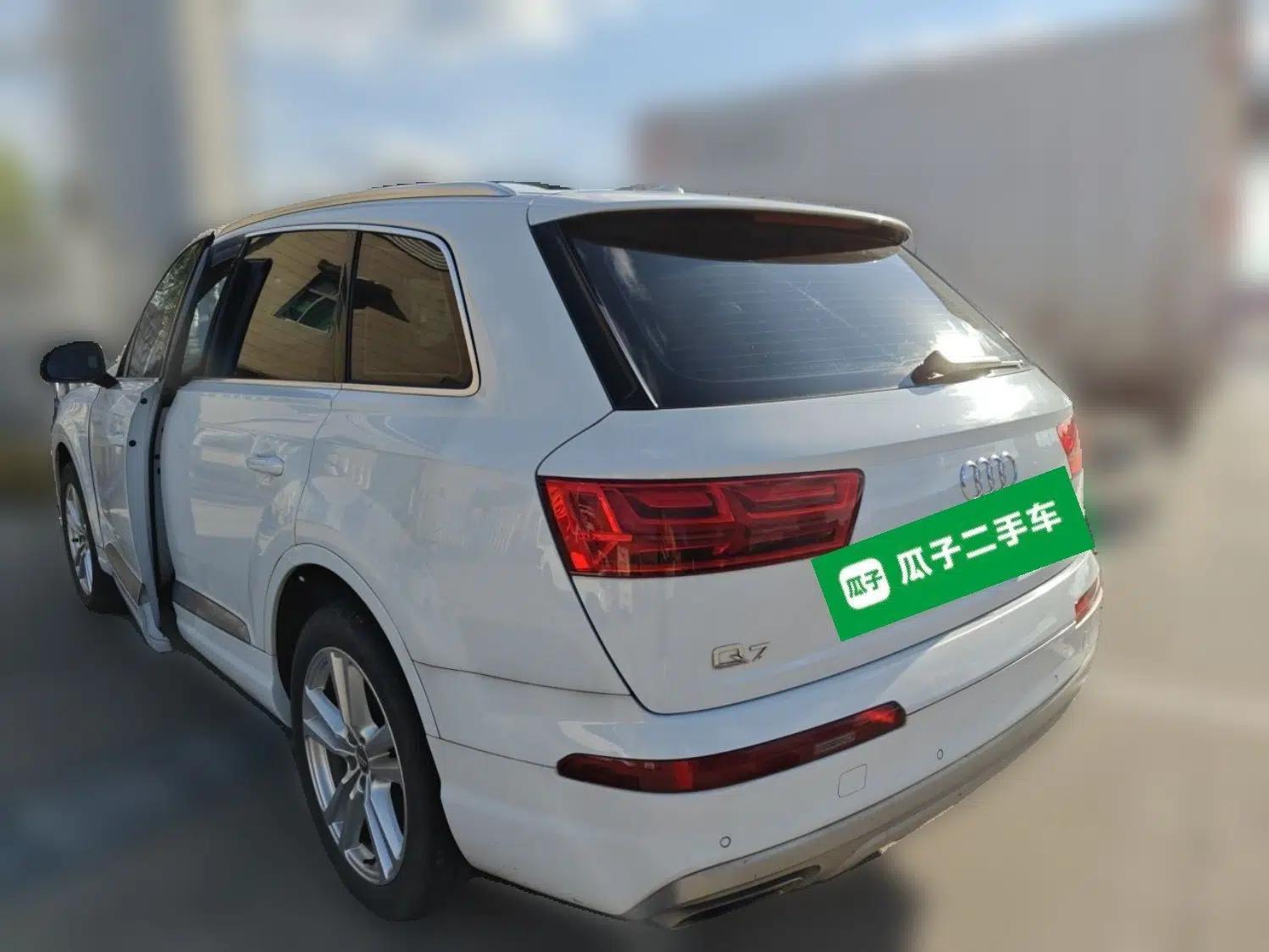 Audi Q7 2016 40 TFSI Comfort Model — миниатюра 4