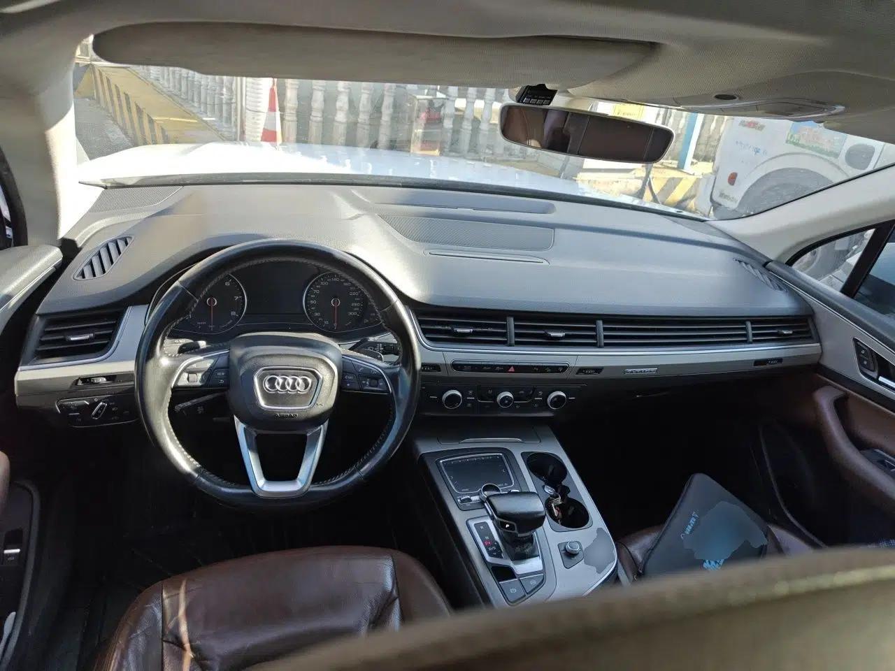 Audi Q7 2016 40 TFSI Comfort Model — миниатюра 9
