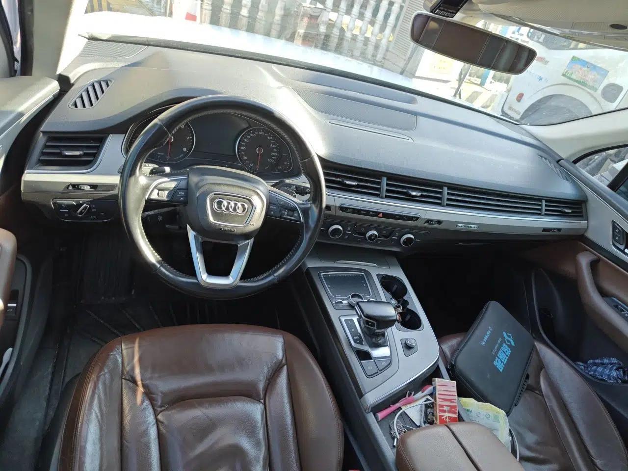 Audi Q7 2016 40 TFSI Comfort Model — миниатюра 10