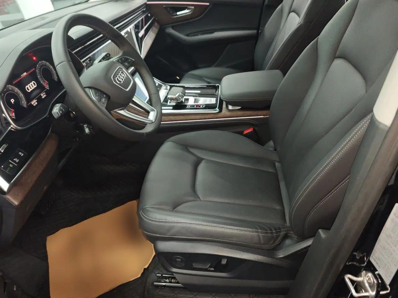 Audi Q7 2025 55 TFSI quattro S line Sport Edition — миниатюра 15