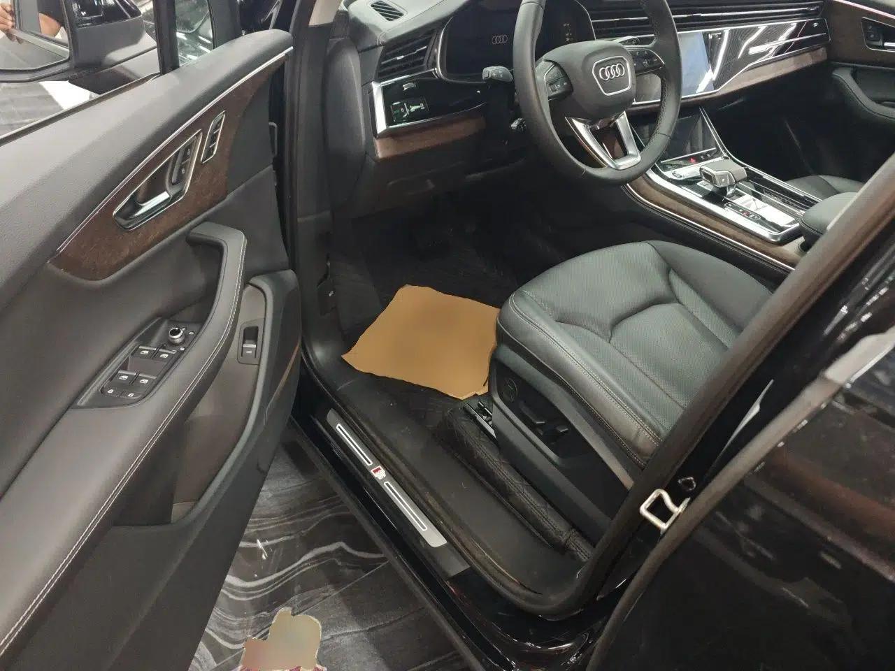 Audi Q7 2025 55 TFSI quattro S line Sport Edition — миниатюра 16