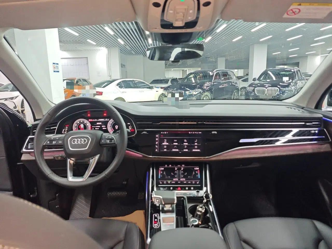 Audi Q7 2025 55 TFSI quattro S line Sport Edition — миниатюра 9