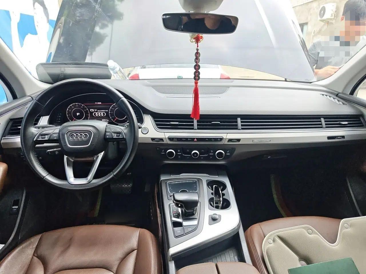 Audi Q7 2016 40 TFSI Comfort Model — миниатюра 9