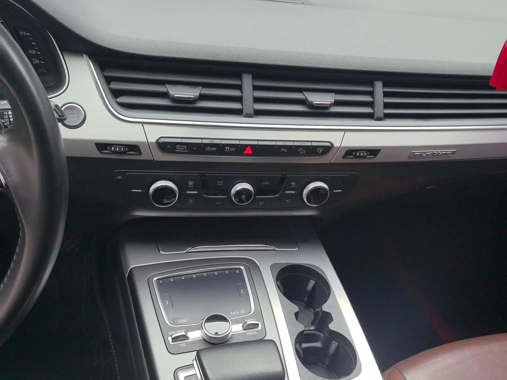 Audi Q7 2016 40 TFSI S line Sport Edition — миниатюра 13