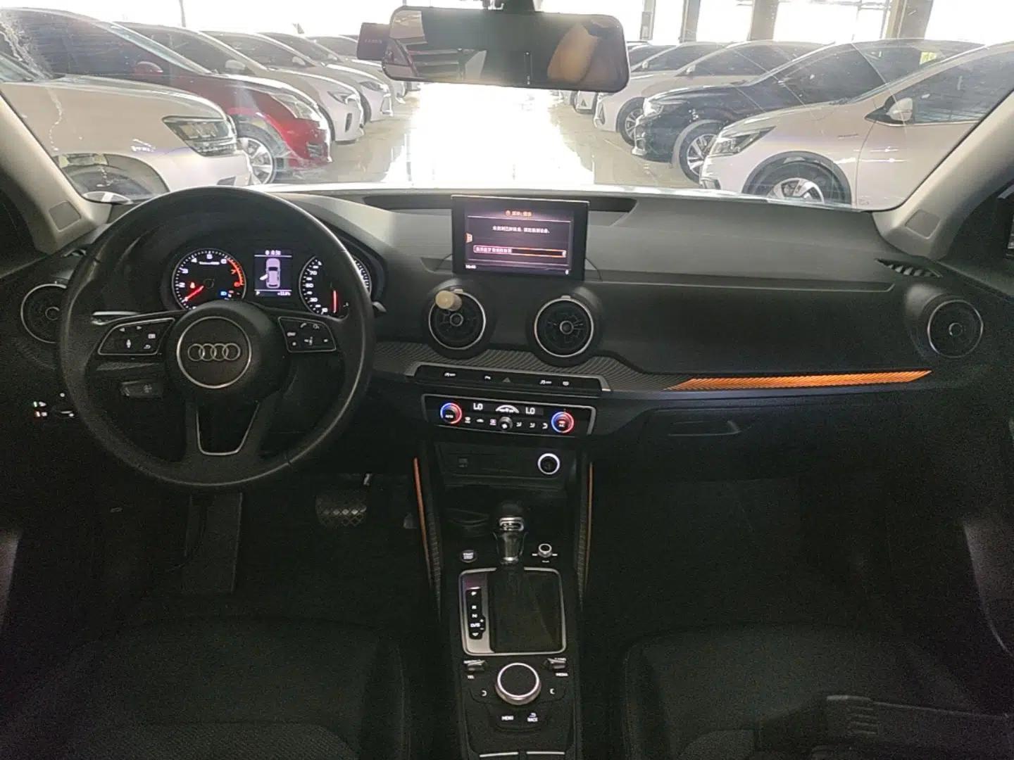 Audi Q2L 2020 35 TFSI Fashionable and Elegant Model — миниатюра 12