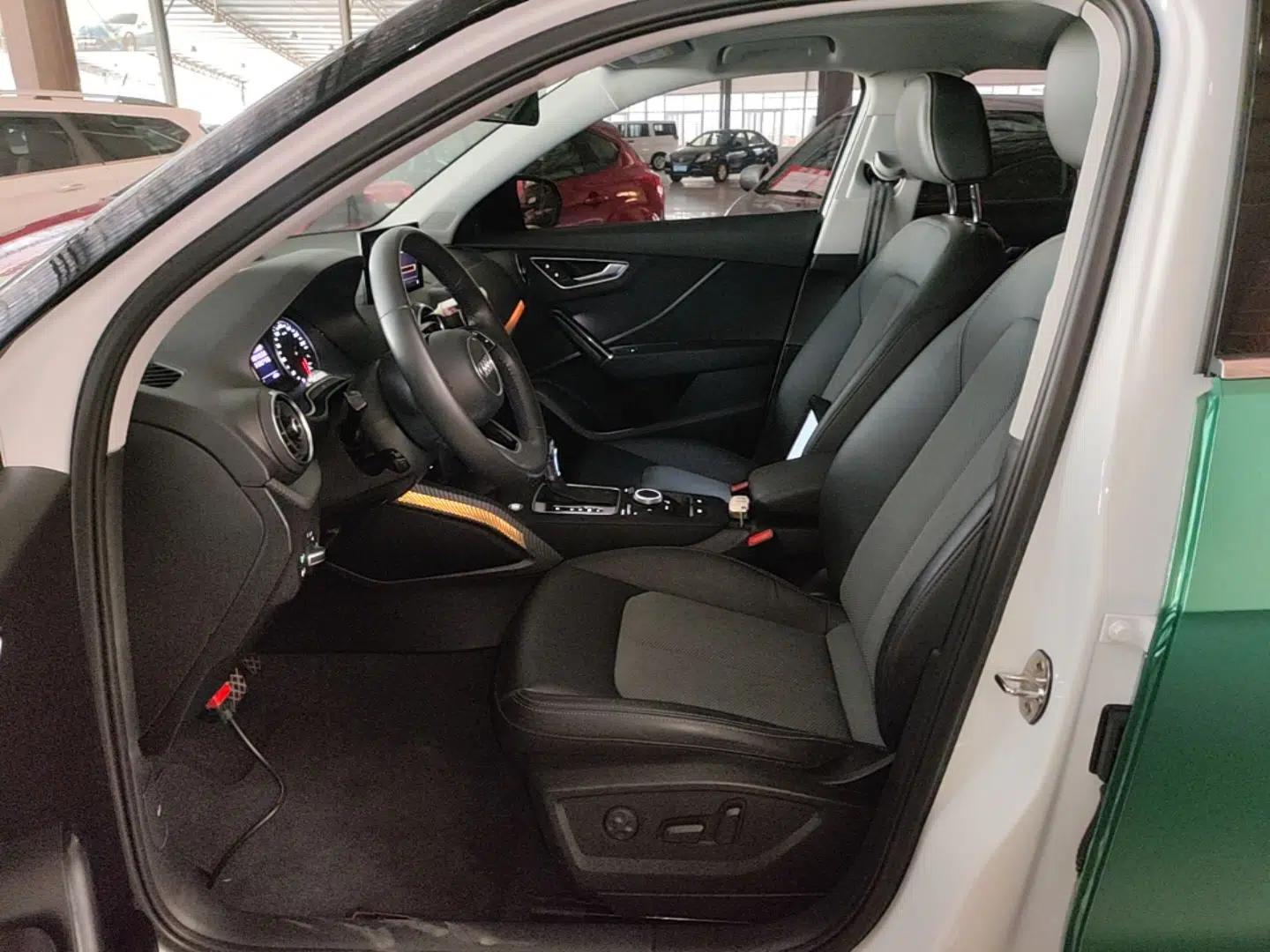 Audi Q2L 2020 35 TFSI Fashionable and Elegant Model — миниатюра 17