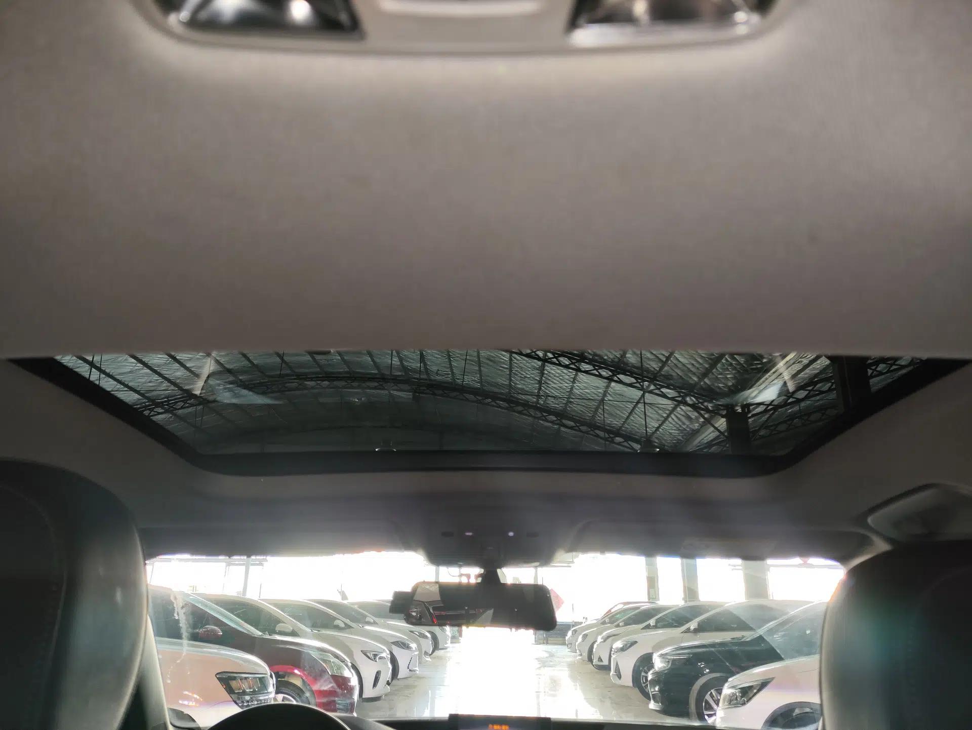 Audi Q2L 2020 35 TFSI Fashionable and Elegant Model — миниатюра 21