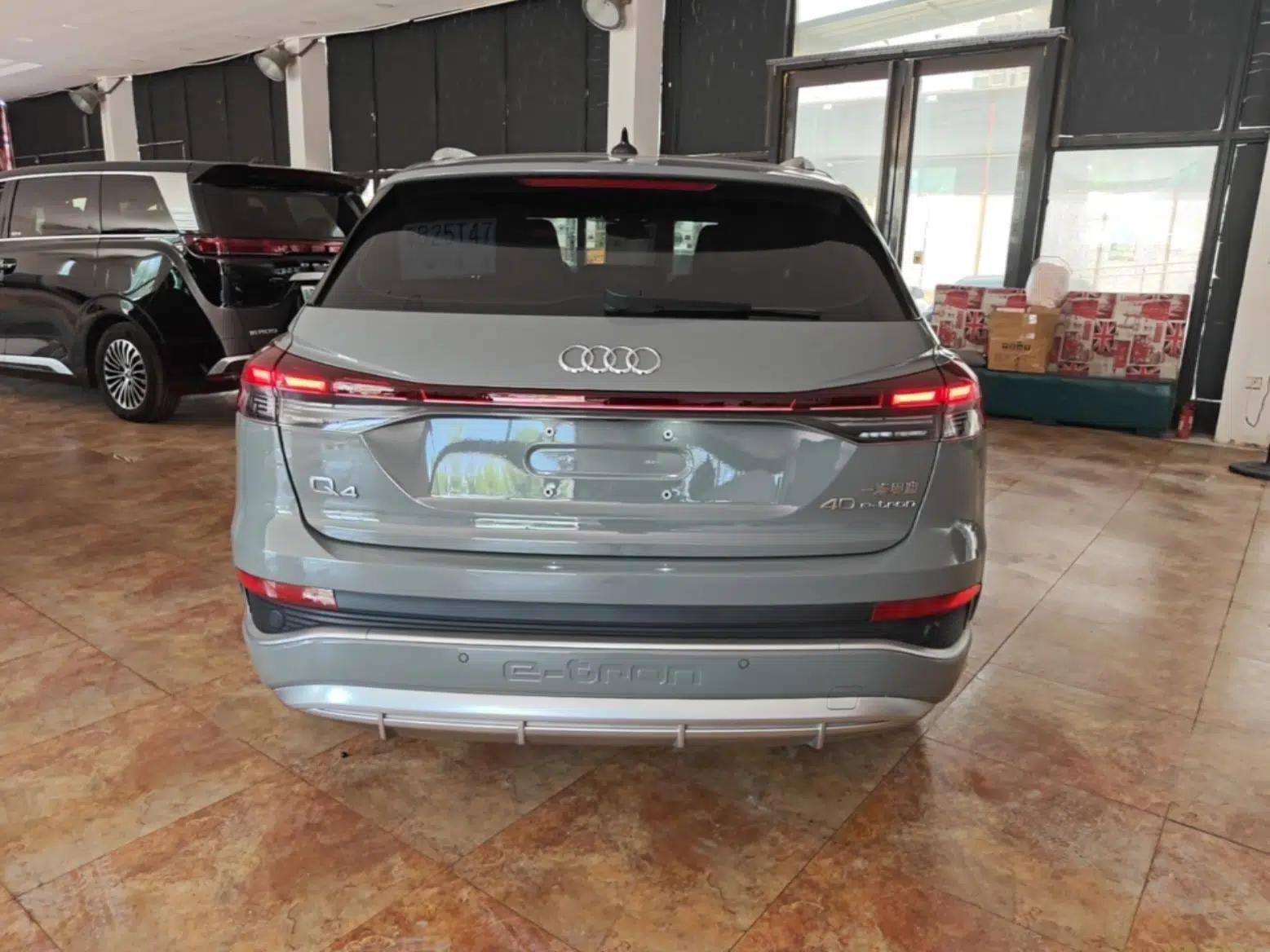 Audi Q4 e-tron 2023 40 e-tron Boundary Edition — миниатюра 5