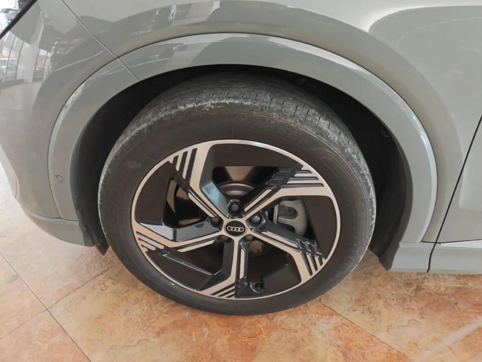 Audi Q4 e-tron 2023 40 e-tron Boundary Edition — миниатюра 10
