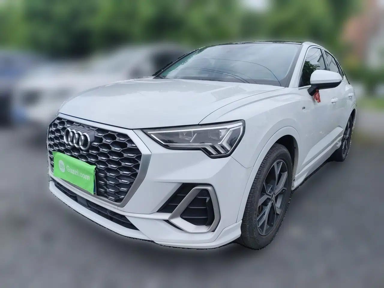 Audi Q3 Sportback 2020 40 TFSI Fashion Model — миниатюра 1