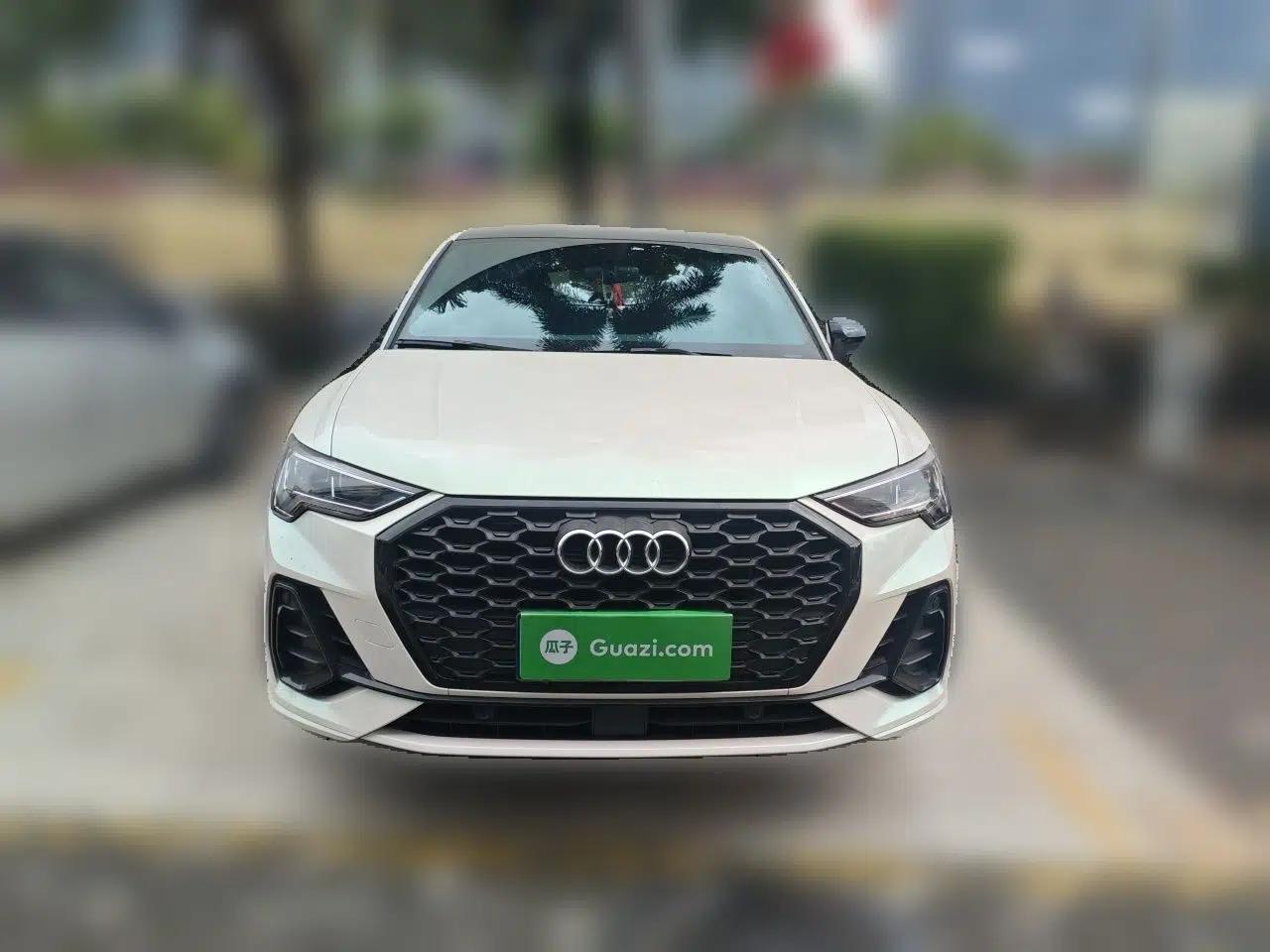 Audi Q3 Sportback 2022 40 TFSI Fashion Model — миниатюра 2