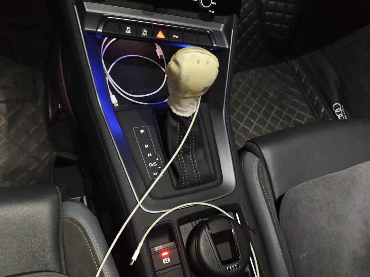 Audi Q3 Sportback 2022 40 TFSI Fashion Model — миниатюра 14
