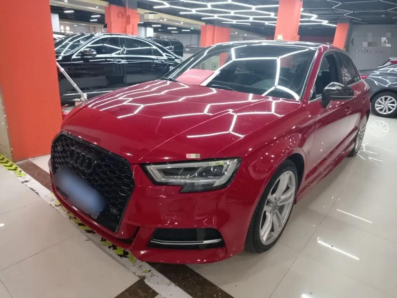 Audi S3 2017 Year Restyled S3 2.0T Limousine — миниатюра 1