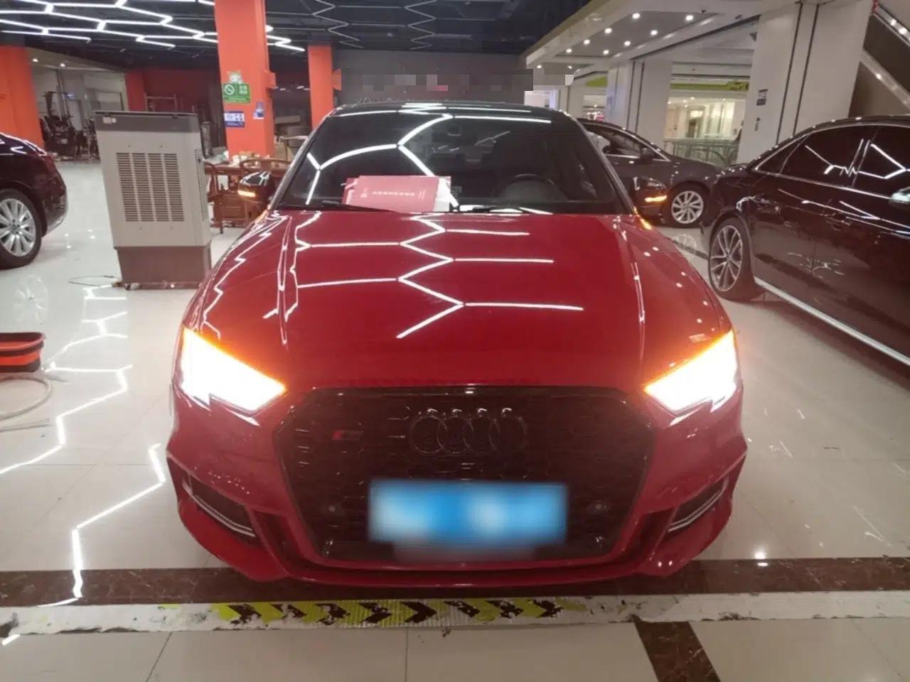 Audi S3 2017 Year Restyled S3 2.0T Limousine — миниатюра 2