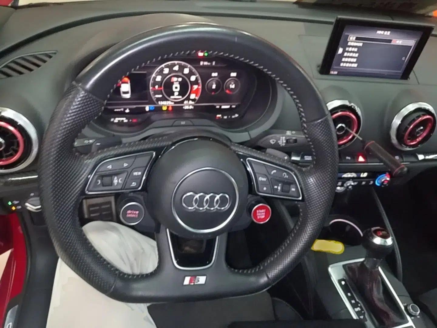 Audi S3 2017 Year Restyled S3 2.0T Limousine — миниатюра 13