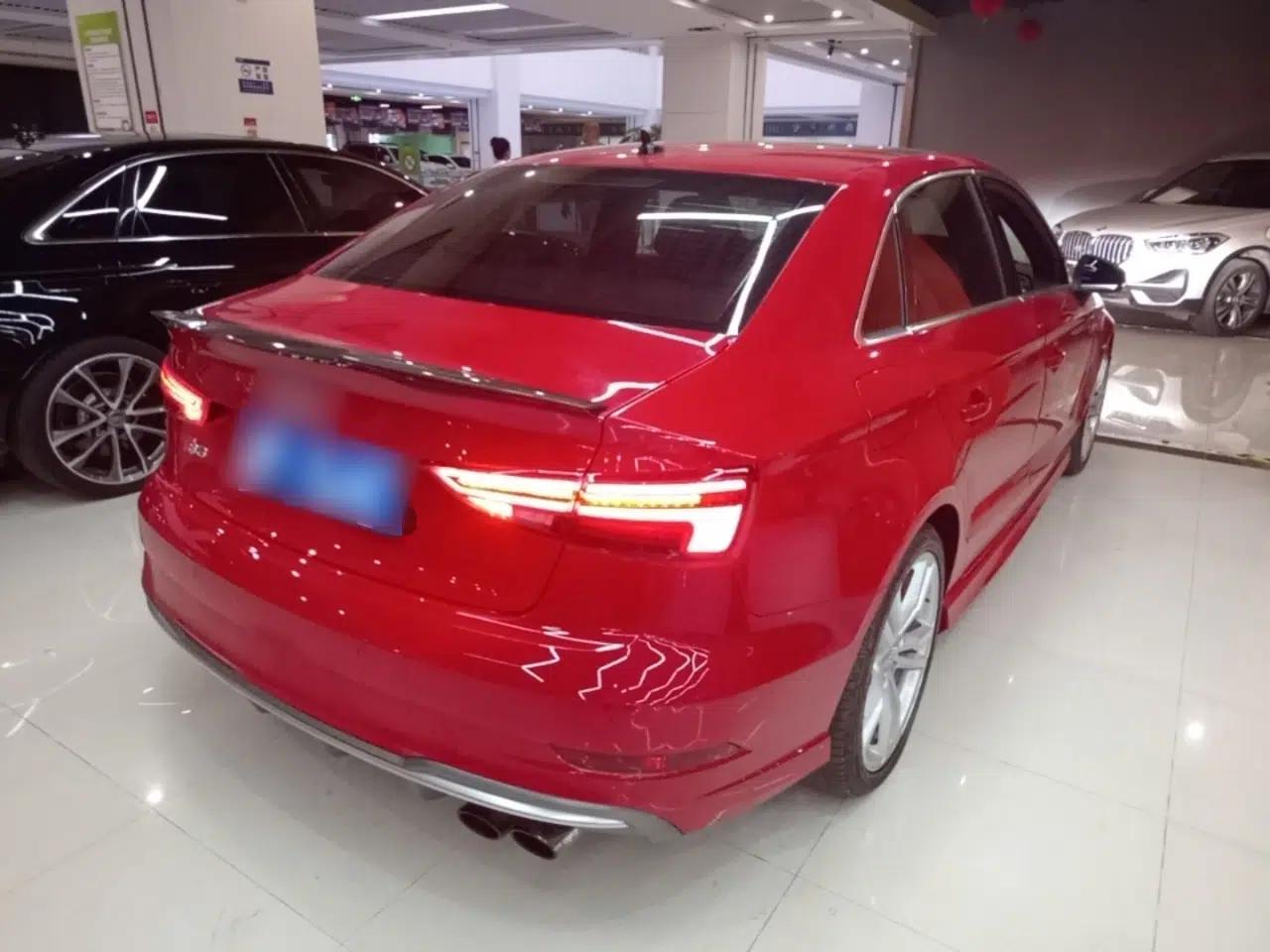 Audi S3 2017 Year Restyled S3 2.0T Limousine — миниатюра 6