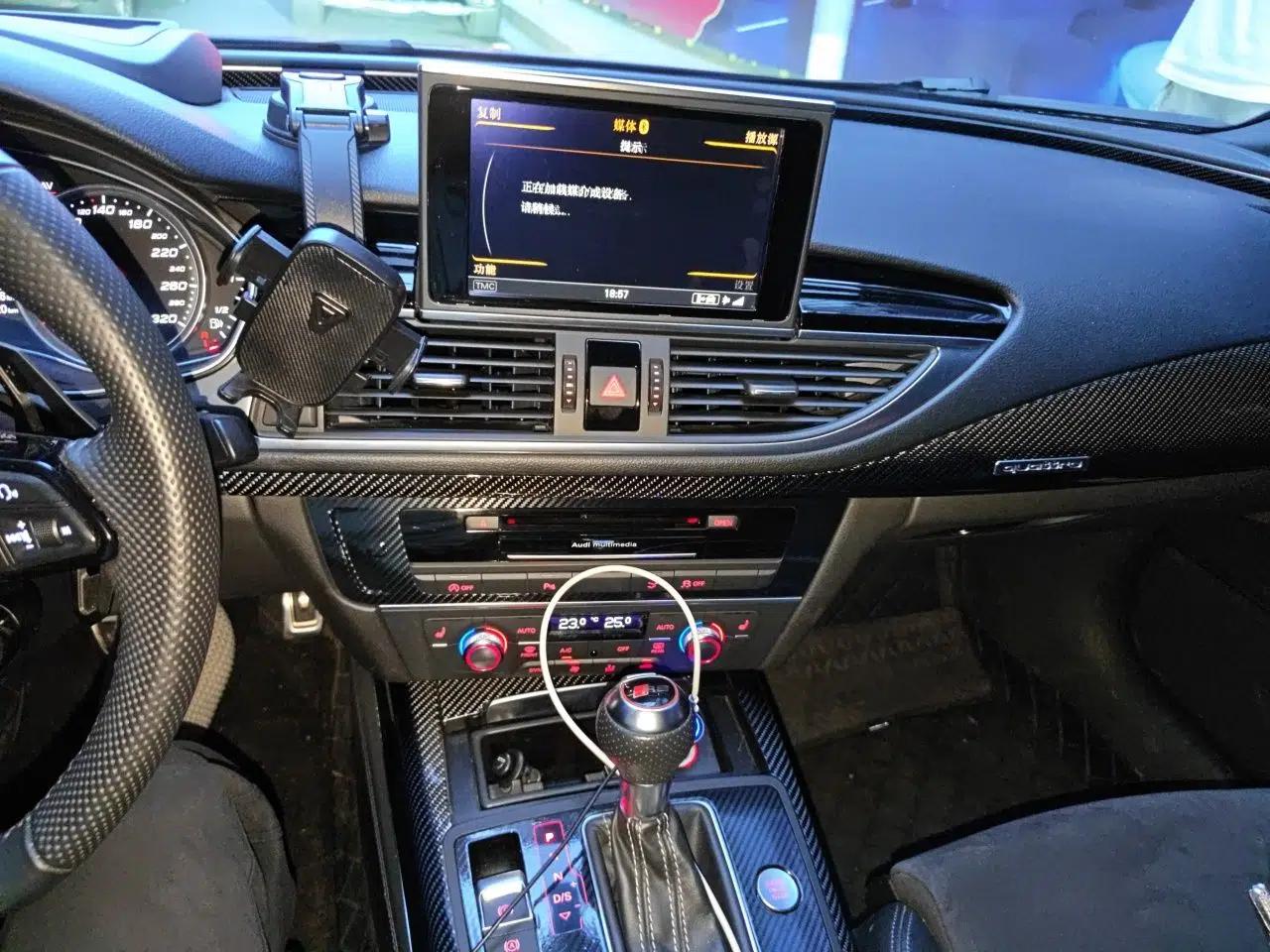 Audi RS 7 2014 RS 7 4.0T Sportback — миниатюра 13