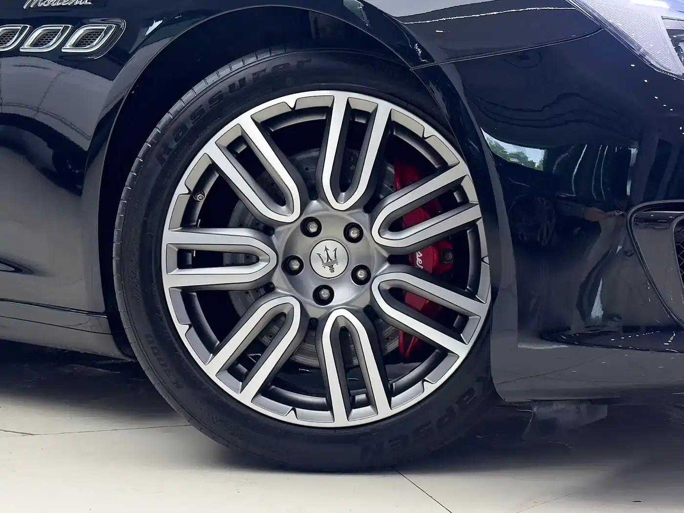 Quattroporte 2015 3.0T S Q4 — миниатюра 11