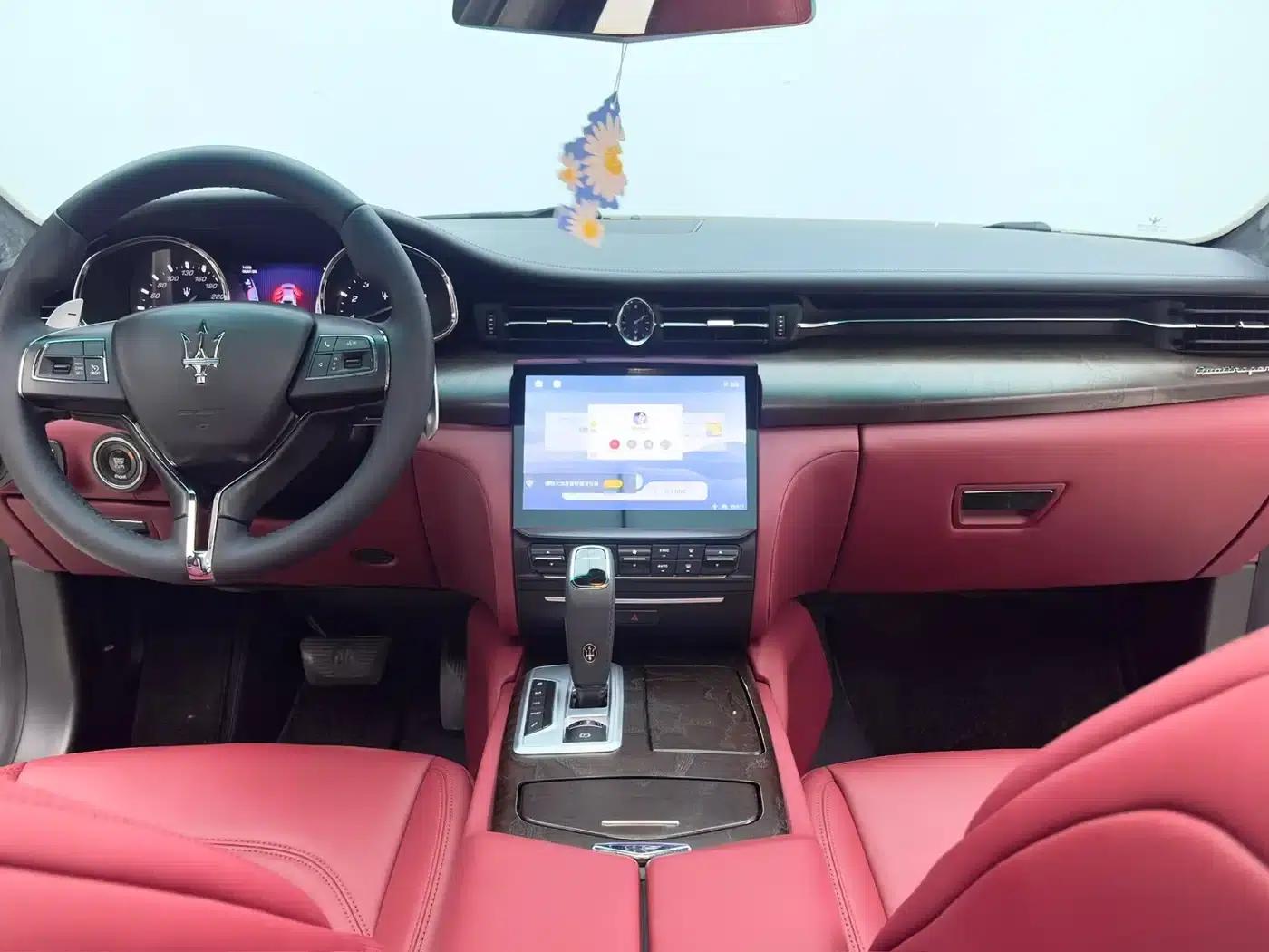 Quattroporte 2015 3.0T S Q4 — миниатюра 15