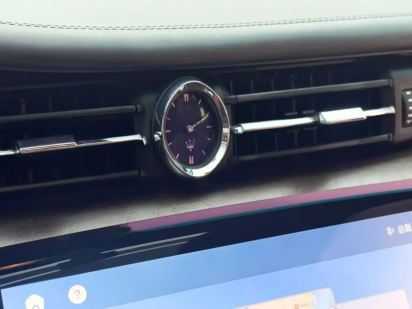 Quattroporte 2015 3.0T S Q4 — миниатюра 20