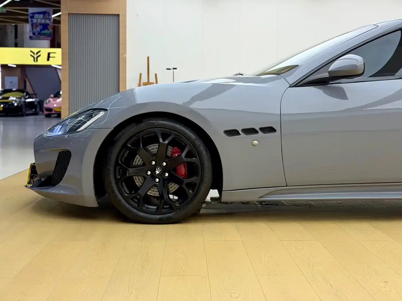 GranTurismo 2013 4.7L Sport Automatic — миниатюра 5