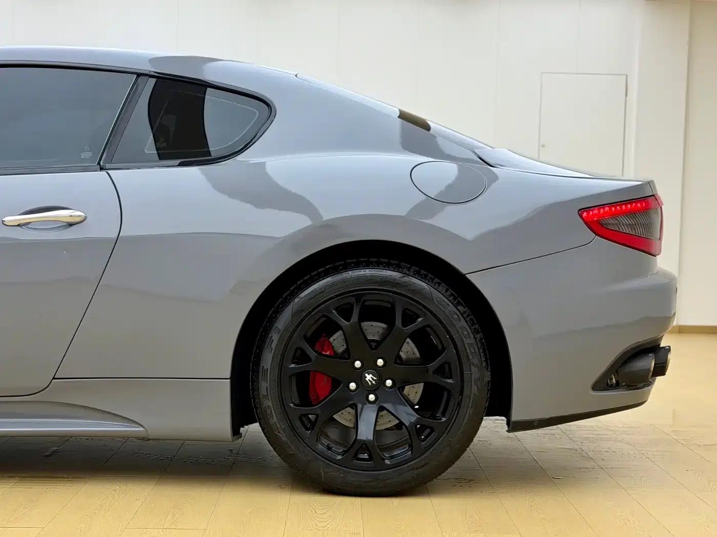 GranTurismo 2013 4.7L Sport Automatic — миниатюра 6