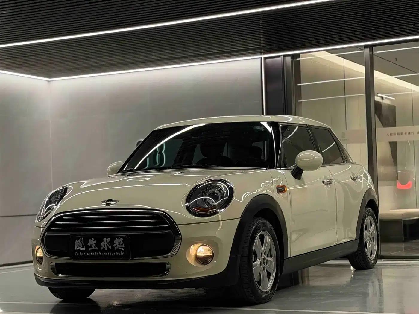 2016 MINI 1.2T ONE 5-Door — миниатюра 1