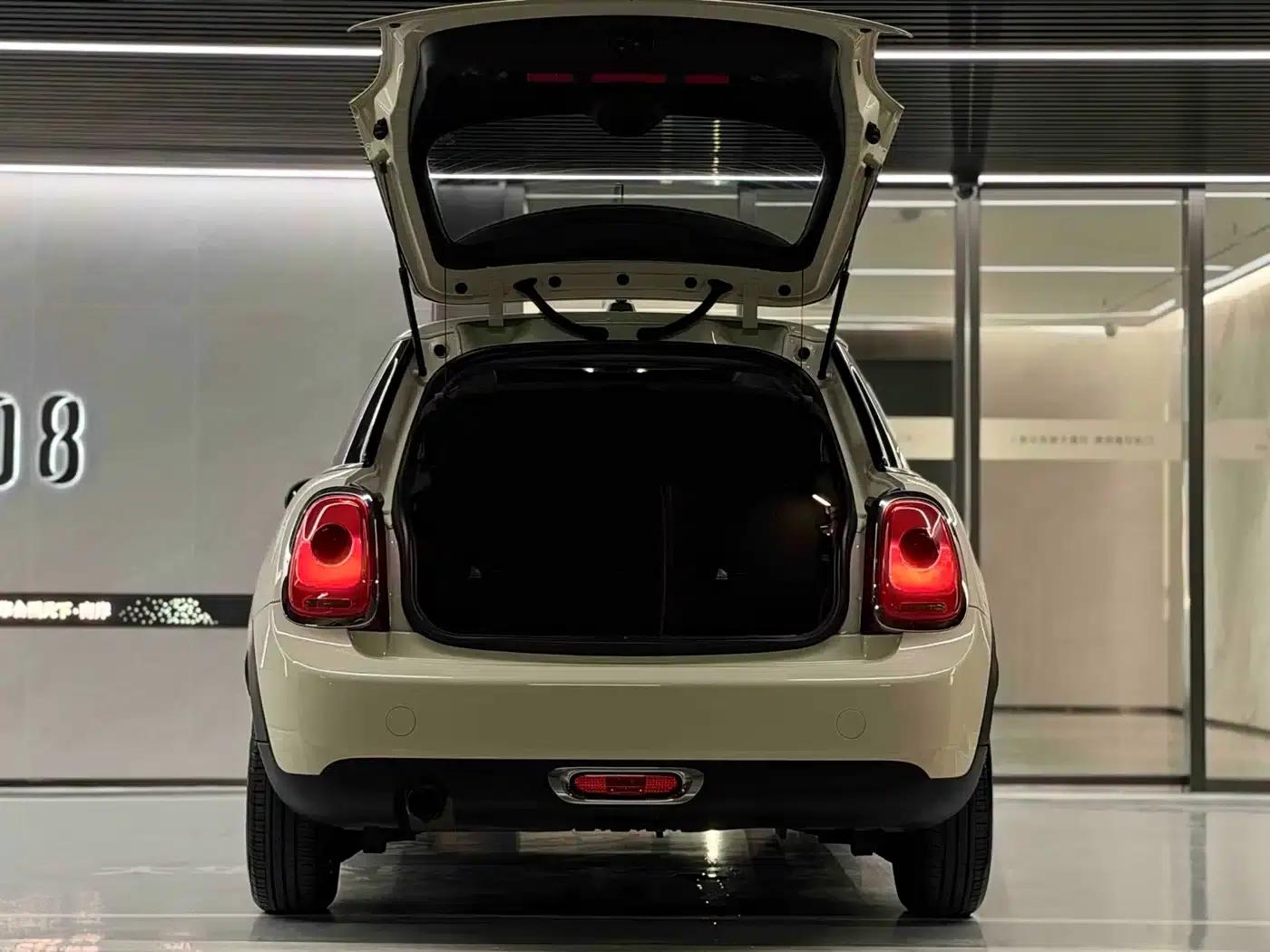 2016 MINI 1.2T ONE 5-Door — миниатюра 16