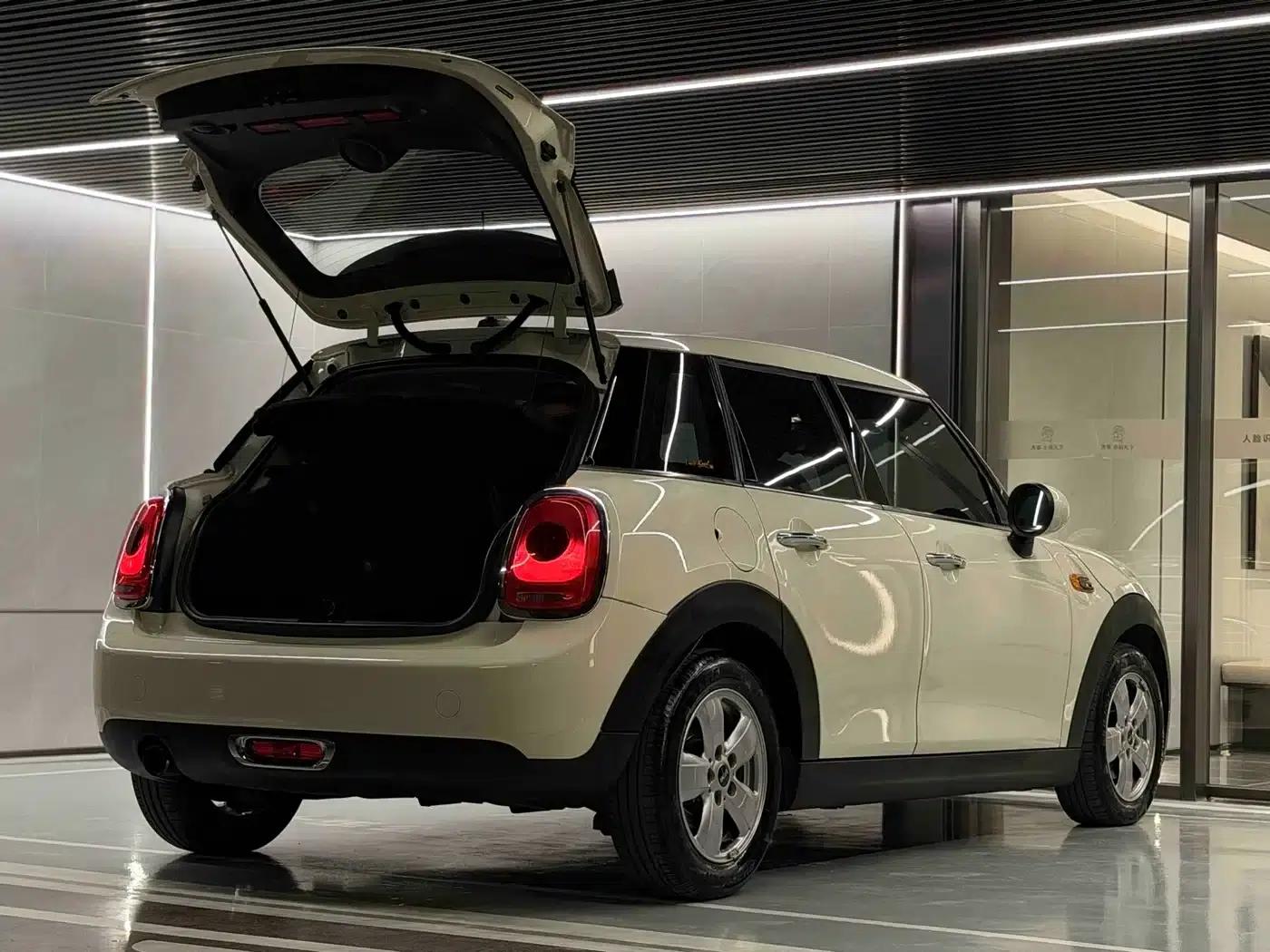 2016 MINI 1.2T ONE 5-Door — миниатюра 18