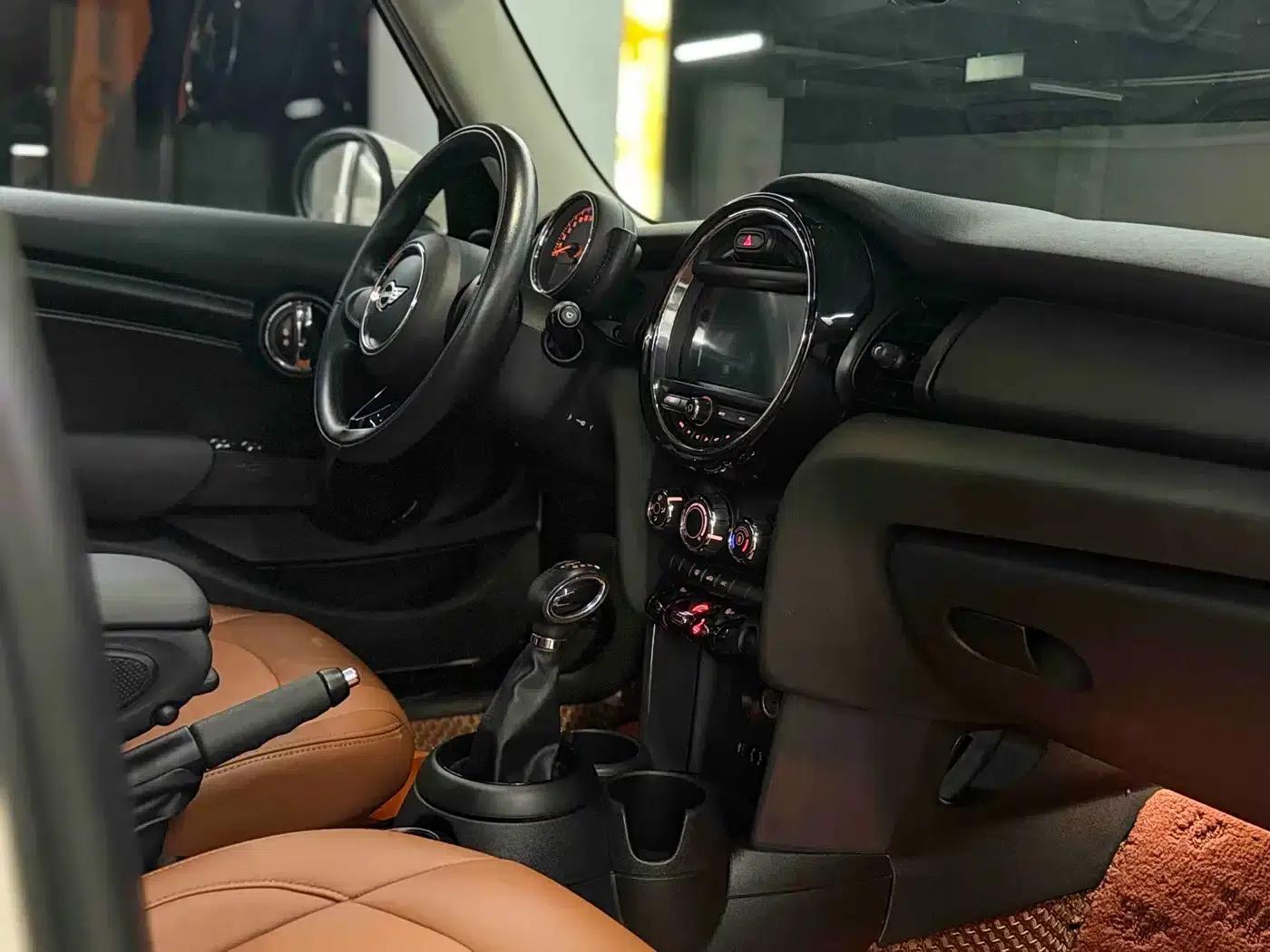 2016 MINI 1.2T ONE 5-Door — миниатюра 7