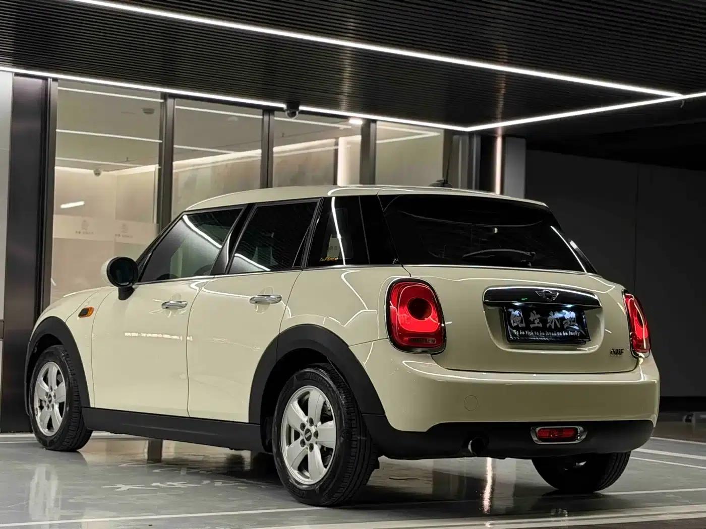 2016 MINI 1.2T ONE 5-Door — миниатюра 10