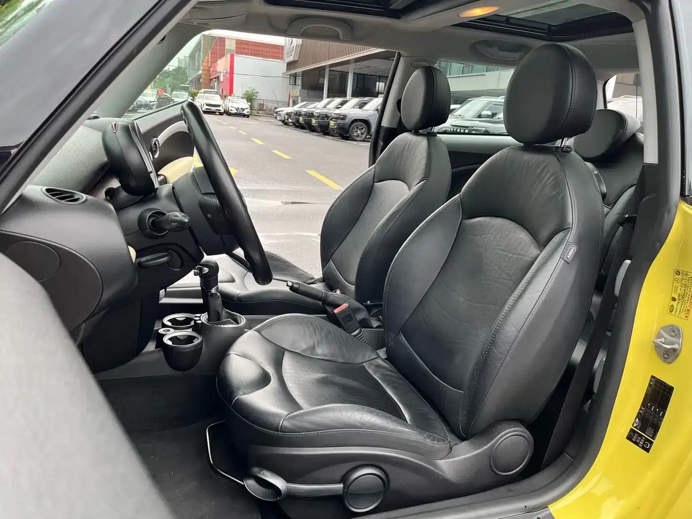 MINI 2010 1.6L COOPER 50 Mayfair — миниатюра 12