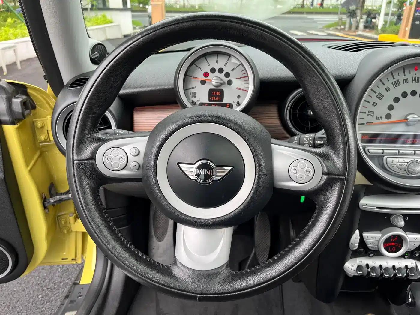 MINI 2010 1.6L COOPER 50 Mayfair — миниатюра 15