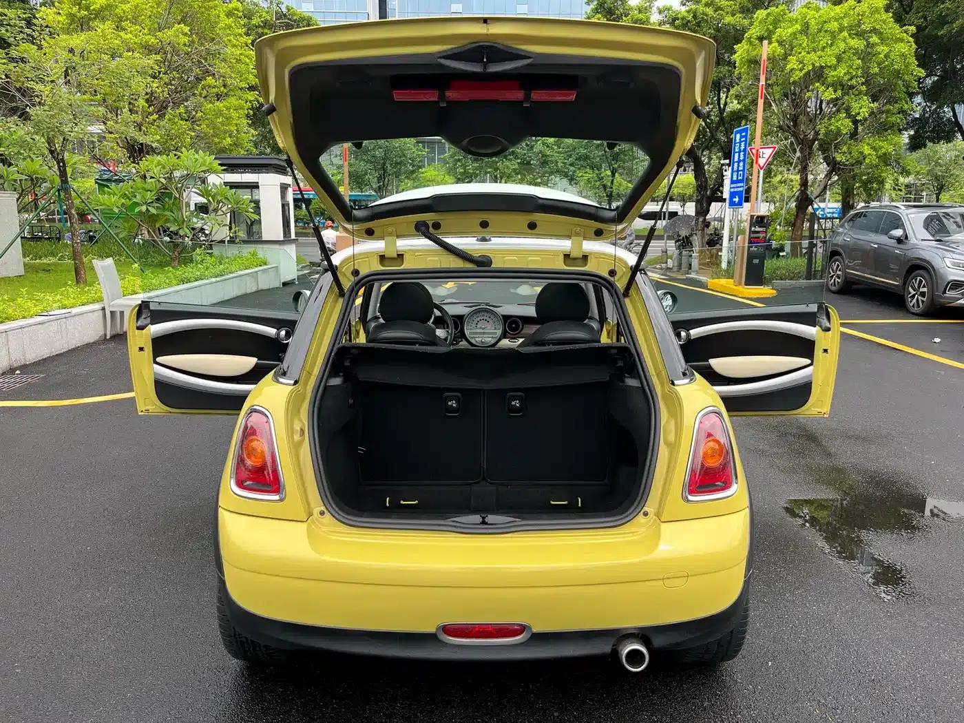 MINI 2010 1.6L COOPER 50 Mayfair — миниатюра 20