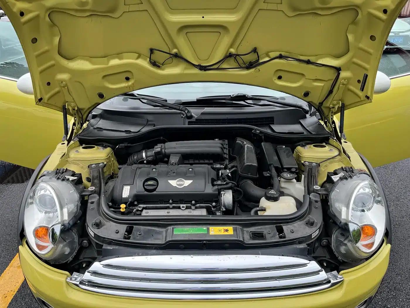 MINI 2010 1.6L COOPER 50 Mayfair — миниатюра 21