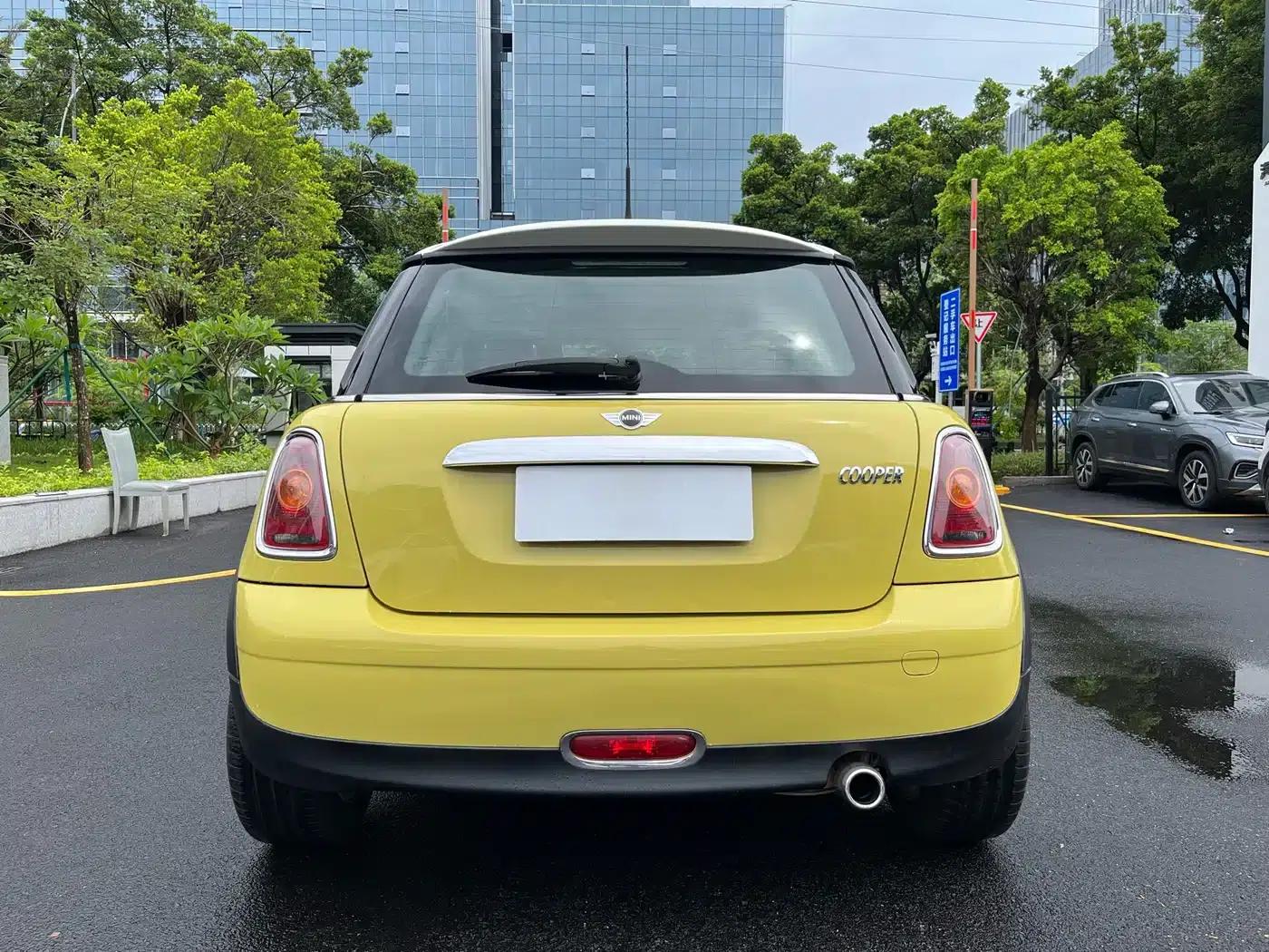 MINI 2010 1.6L COOPER 50 Mayfair — миниатюра 5