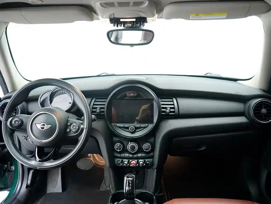 2018 MINI 1.5T ONE PLUS 5-Door — миниатюра 2