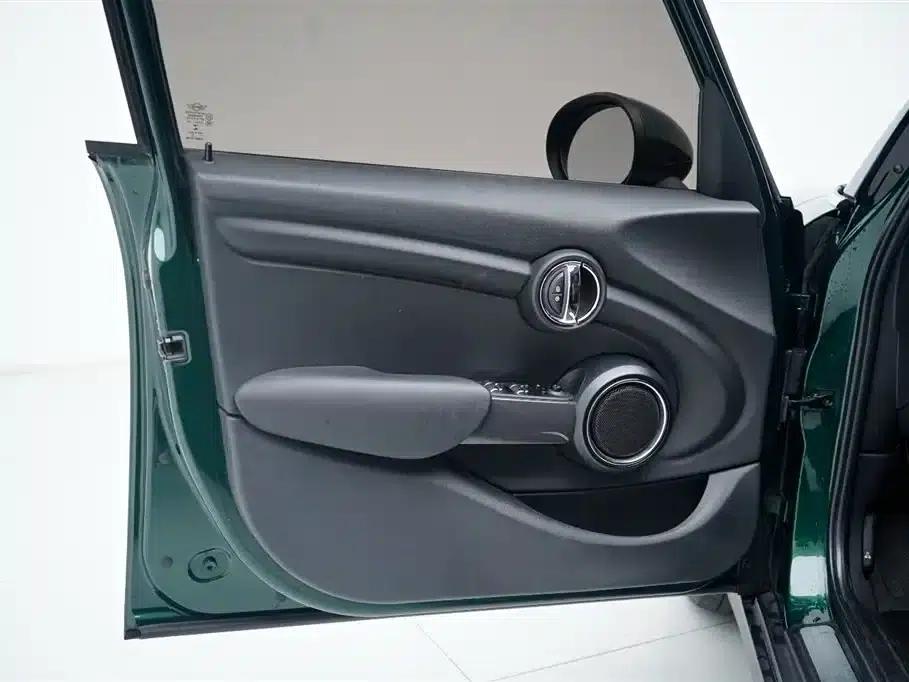 2018 MINI 1.5T ONE PLUS 5-Door — миниатюра 14