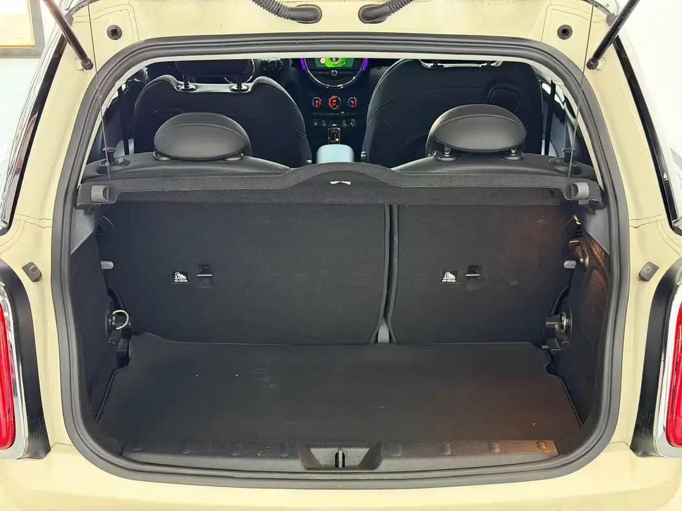 MINI 2019 2.0T COOPER S Classic — миниатюра 17