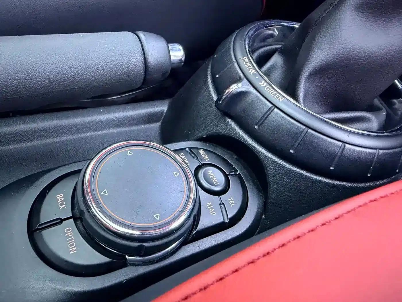 2016 MINI 1.5T COOPER Avant-garde 5-Door Edition — миниатюра 13