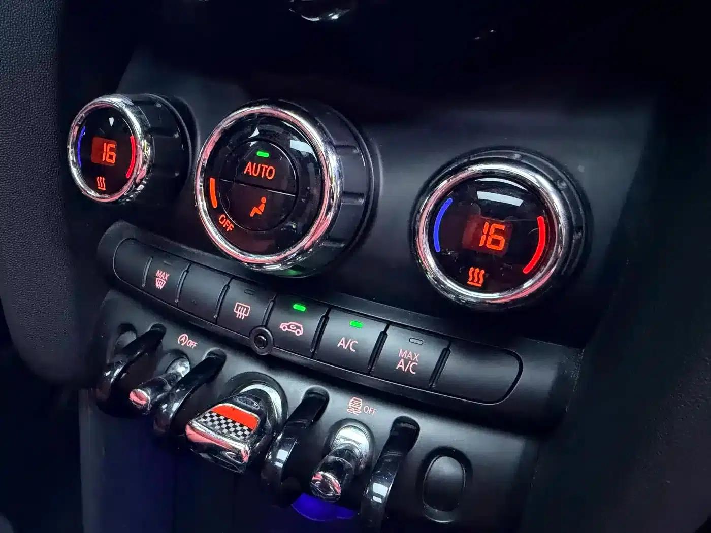 2016 MINI 1.5T COOPER Avant-garde 5-Door Edition — миниатюра 15