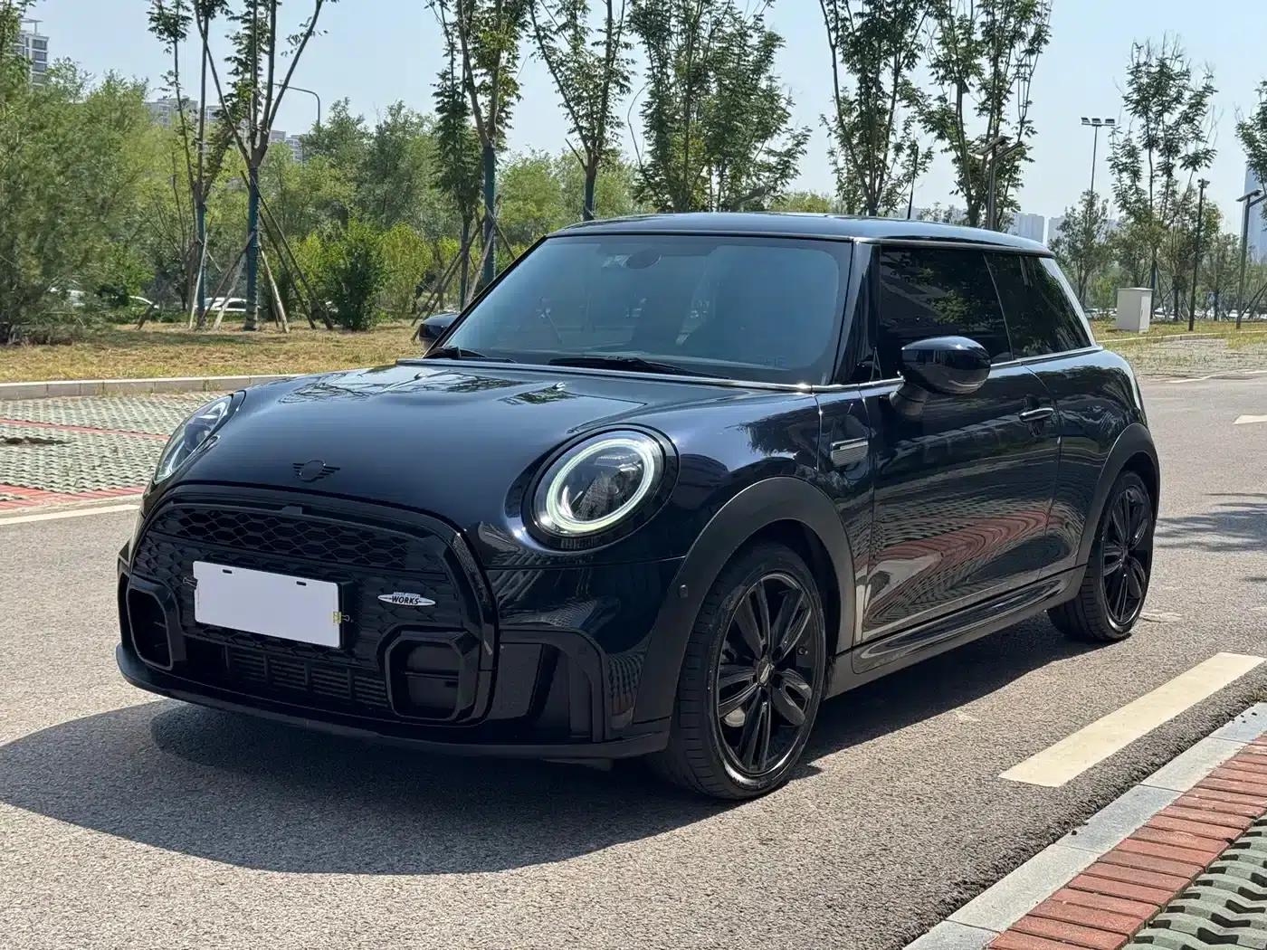 MINI 2022 1.5T COOPER Black Label Special Edition — миниатюра 1