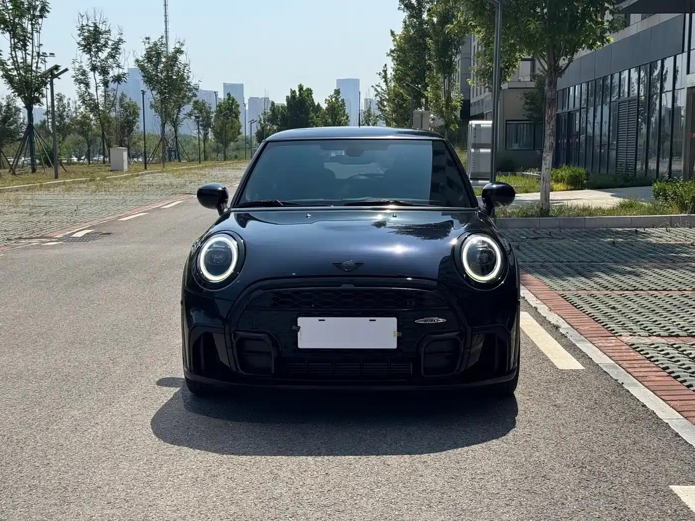 MINI 2022 1.5T COOPER Black Label Special Edition — миниатюра 2