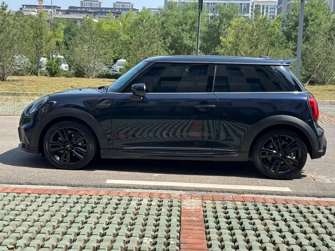 MINI 2022 1.5T COOPER Black Label Special Edition — миниатюра 6