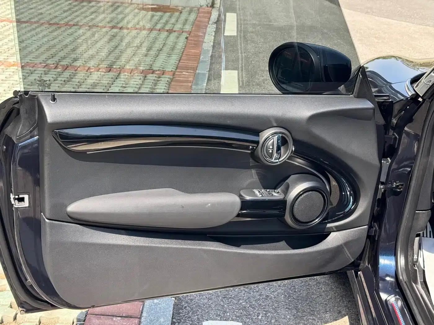 MINI 2022 1.5T COOPER Black Label Special Edition — миниатюра 8