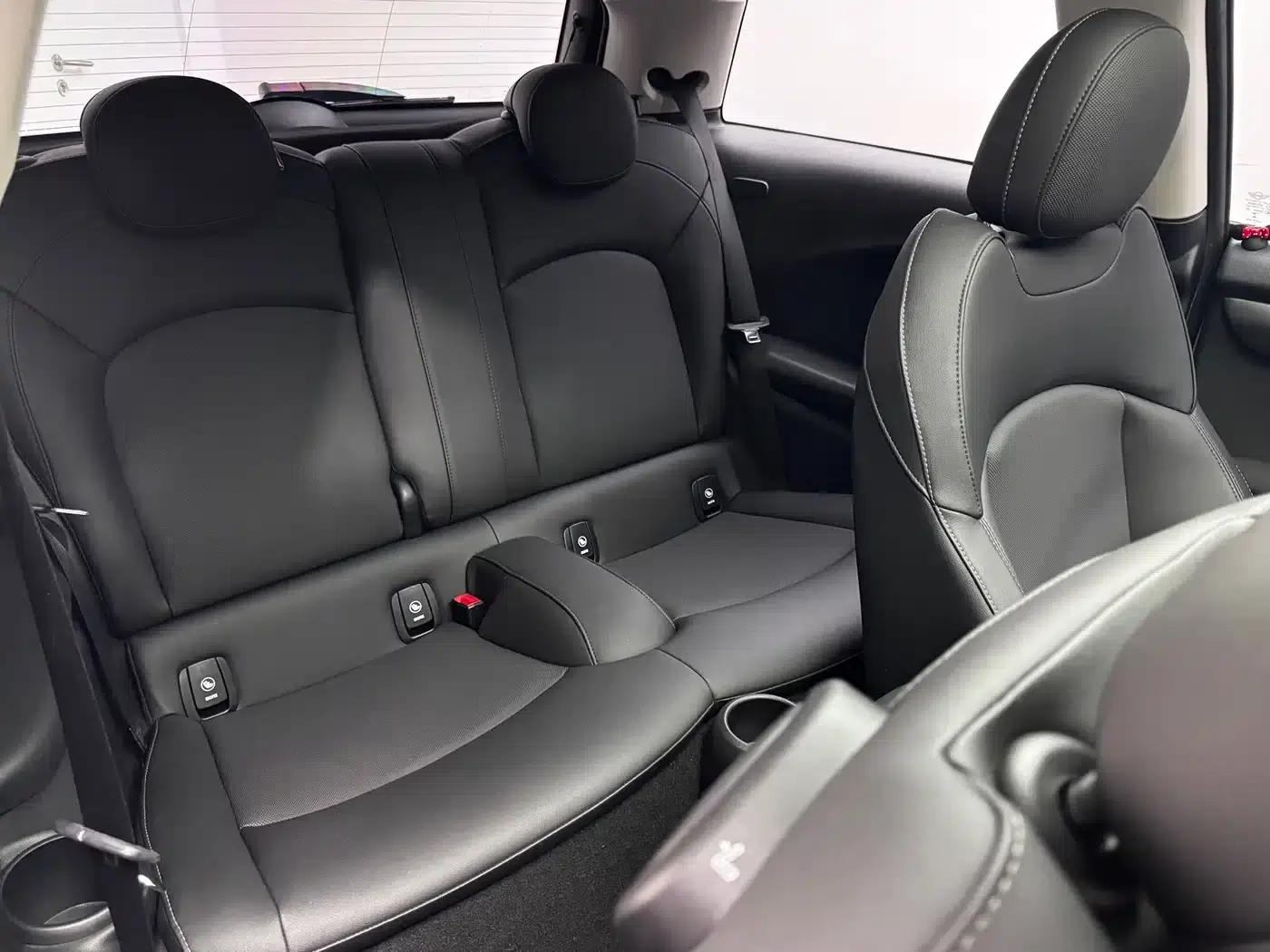 MINI 2023 1.5T COOPER Artist — миниатюра 12