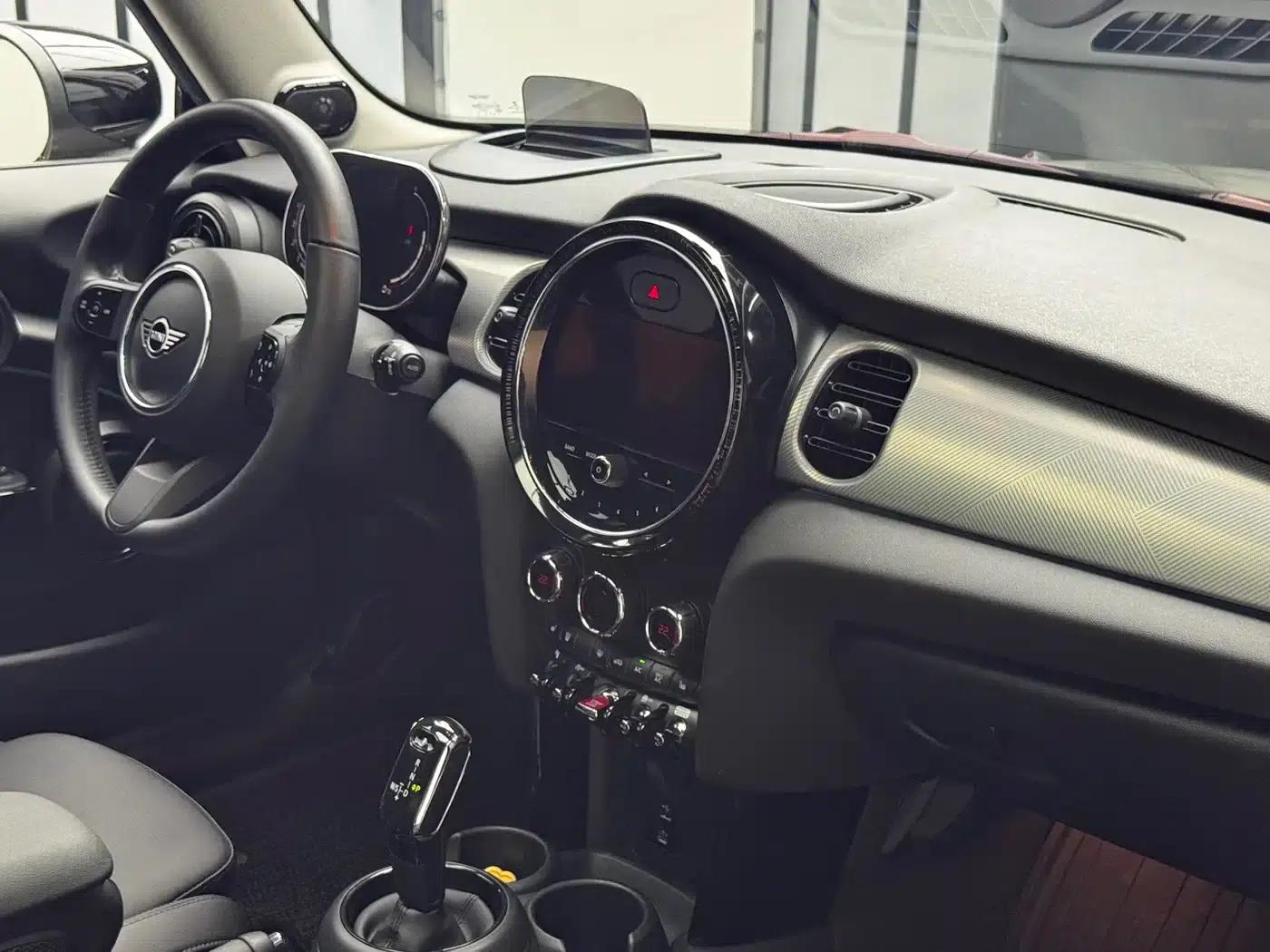 MINI 2023 1.5T COOPER Artist — миниатюра 14