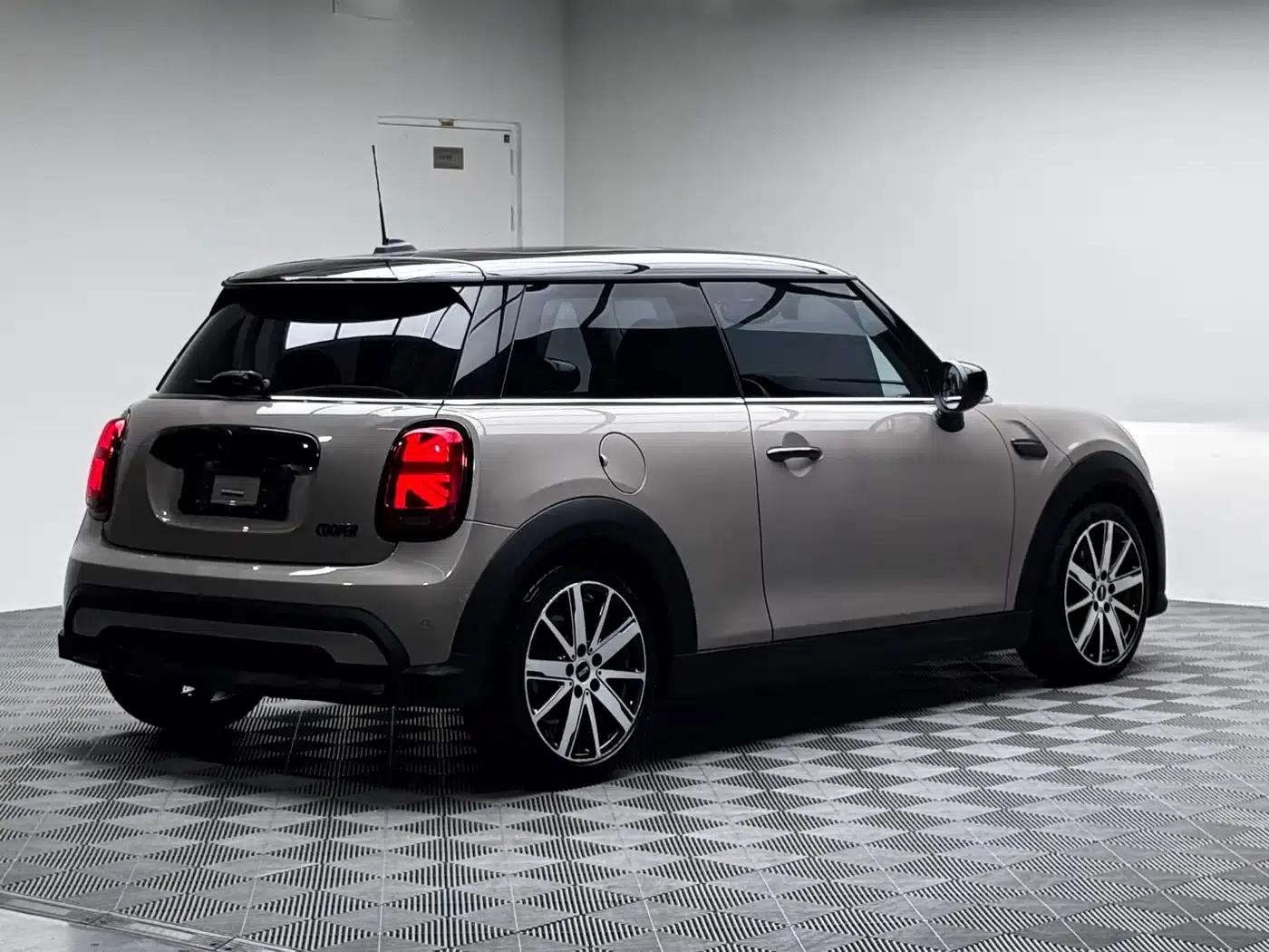 MINI 2023 1.5T COOPER Artist — миниатюра 4
