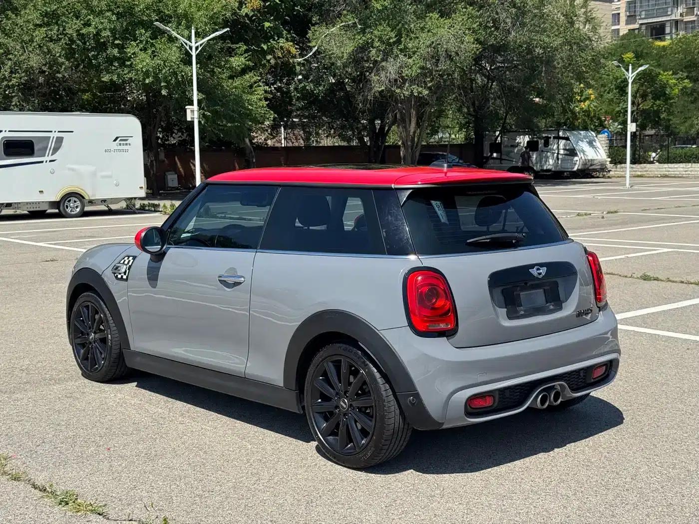 2014 MINI 2.0T COOPER S Fun — миниатюра 5